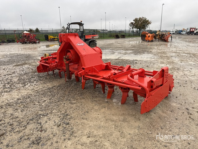 Kuhn HR 3002D Harrow - مسفلة تمهيد التربة: صورة 1 Kuhn HR 3002D Harrow - مسفلة تمهيد التربة: صورة 1