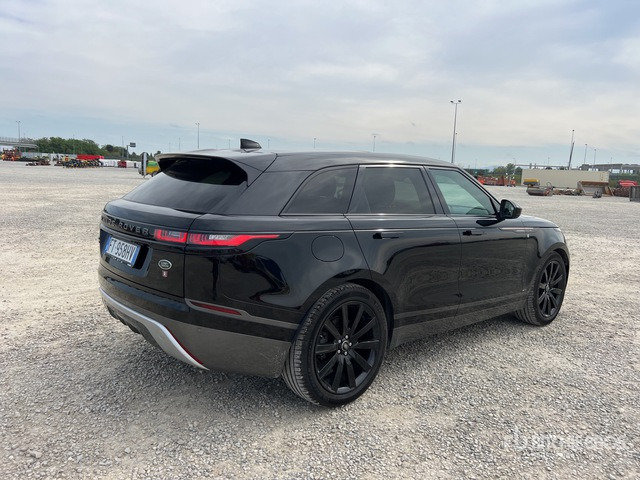 Land Rover Range Rover Velar SUV Sport Utility Vehicle - سيارة دفع رباعي: صورة 4 Land Rover Range Rover Velar SUV Sport Utility Vehicle - سيارة دفع رباعي: صورة 4