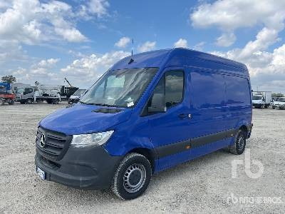 MERCEDES-BENZ SPRINTER 311 CDI LONG - شاحنة صندوقية: صورة 2 MERCEDES-BENZ SPRINTER 311 CDI LONG - شاحنة صندوقية: صورة 2
