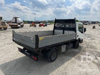 NISSAN CABSTAR NT400 - شاحنة قلاب: صورة 3 NISSAN CABSTAR NT400 - شاحنة قلاب: صورة 3