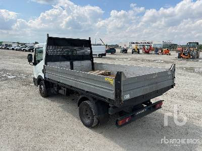 NISSAN CABSTAR NT400 - شاحنة قلاب: صورة 2 NISSAN CABSTAR NT400 - شاحنة قلاب: صورة 2
