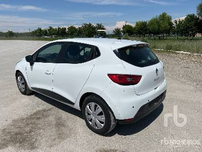 RENAULT CLIO - سيارة: صورة 2 RENAULT CLIO - سيارة: صورة 2