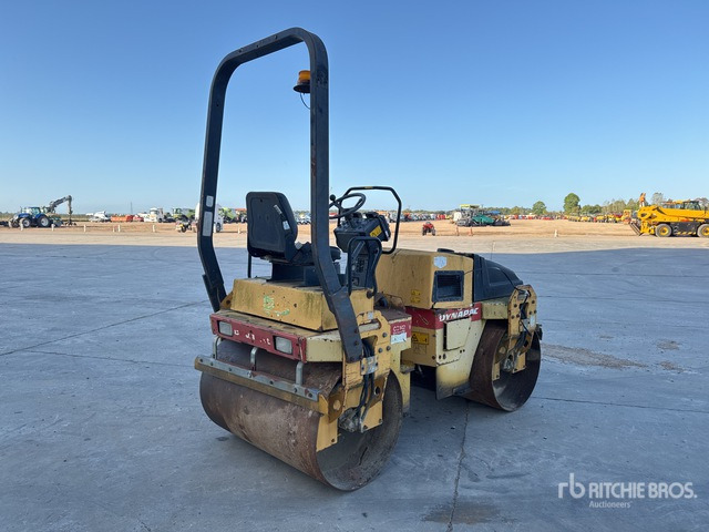 1995 Dynapac CC142 Compacteur Vibrant Tandem (Inop ... Double Drum Roller - رَصَّاص الطرق: صورة 4 1995 Dynapac CC142 Compacteur Vibrant Tandem (Inop ... Double Drum Roller - رَصَّاص الطرق: صورة 4