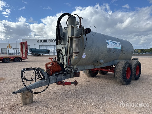1996 Pichon TCI10 Liquid T/A Tonne A Lisier 2 Essieux Liquid Manure Spreader - صهريج السماد السائل: صورة 1 1996 Pichon TCI10 Liquid T/A Tonne A Lisier 2 Essieux Liquid Manure Spreader - صهريج السماد السائل: صورة 1