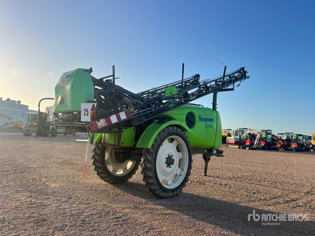 2004 Tecnoma Fortis 28 m S/A Pulverisateur Traine Pull-Type Sprayer - رشاش مسحوب: صورة 3 2004 Tecnoma Fortis 28 m S/A Pulverisateur Traine Pull-Type Sprayer - رشاش مسحوب: صورة 3