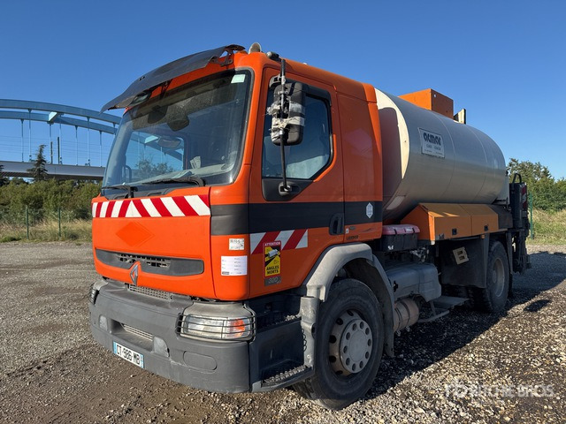 2005 Renault Prenium lander 320 dci 2005 Acmar on 4x2 Repandeuse A ... Asphalt Distributor Truck - موزع الأسفلت: صورة 1 2005 Renault Prenium lander 320 dci 2005 Acmar on 4x2 Repandeuse A ... Asphalt Distributor Truck - موزع الأسفلت: صورة 1