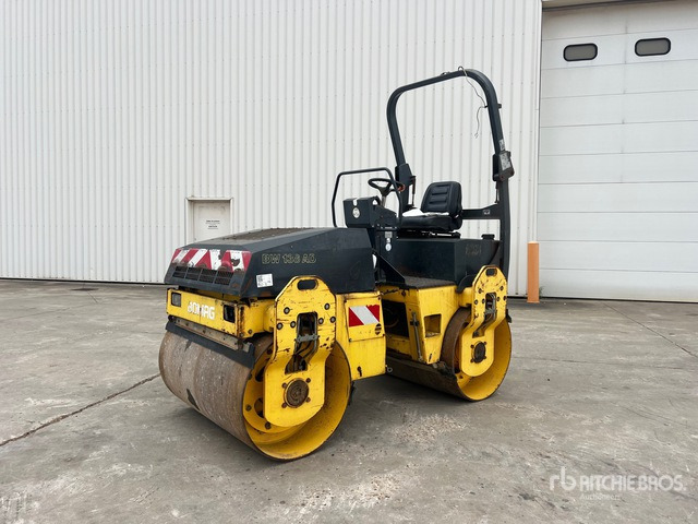 2006 Bomag BW138AD Compacteur Vibrant Tandem Double Drum Roller - رَصَّاص الطرق: صورة 2 2006 Bomag BW138AD Compacteur Vibrant Tandem Double Drum Roller - رَصَّاص الطرق: صورة 2