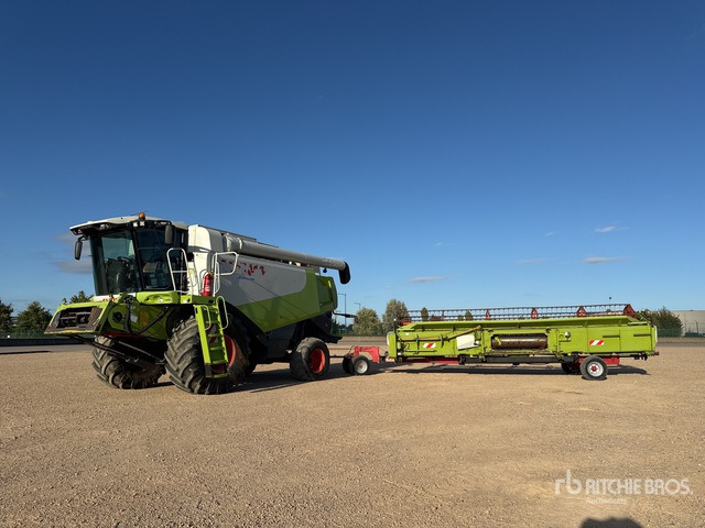 2006 Claas Lexion 570 Moissonneuse Batteuse Combine Harvester - حصادة: صورة 2 2006 Claas Lexion 570 Moissonneuse Batteuse Combine Harvester - حصادة: صورة 2