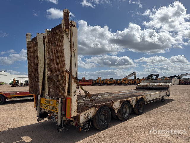 2007 Castera 3SS34T Tri/A Semi-Remorque Porte-Engin ... Lowboy Trailer - نصف مقطورة بلودر منخفض: صورة 3 2007 Castera 3SS34T Tri/A Semi-Remorque Porte-Engin ... Lowboy Trailer - نصف مقطورة بلودر منخفض: صورة 3
