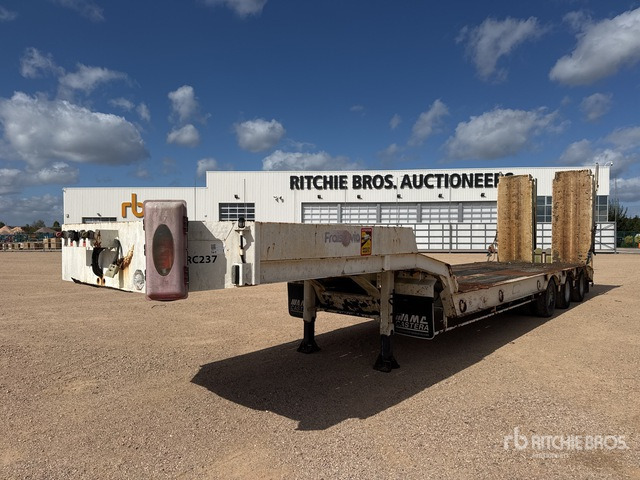 2007 Castera 3SS34T Tri/A Semi-Remorque Porte-Engin ... Lowboy Trailer - نصف مقطورة بلودر منخفض: صورة 2 2007 Castera 3SS34T Tri/A Semi-Remorque Porte-Engin ... Lowboy Trailer - نصف مقطورة بلودر منخفض: صورة 2