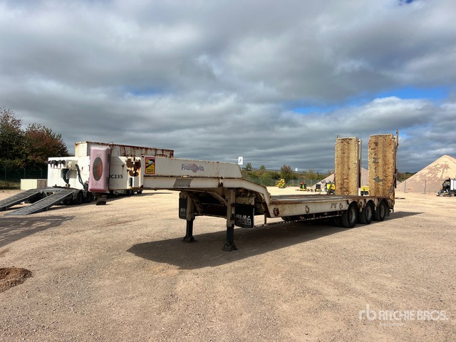 2008 Castera 3SS34T Remorque Porte-Engins 3 Essieux ... Lowboy Trailer - نصف مقطورة بلودر منخفض: صورة 2 2008 Castera 3SS34T Remorque Porte-Engins 3 Essieux ... Lowboy Trailer - نصف مقطورة بلودر منخفض: صورة 2
