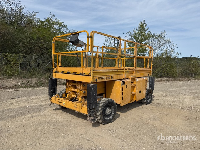 2008 Haulotte H12SX 4x4 Diesel Nacelle Ciseau Scissor Lift - مرفاع مقصي: صورة 2 2008 Haulotte H12SX 4x4 Diesel Nacelle Ciseau Scissor Lift - مرفاع مقصي: صورة 2