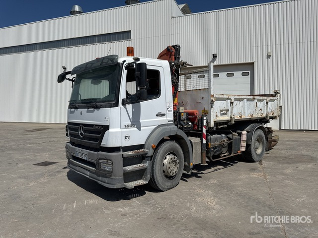 2008 Mercedes Axor 1833 2008 Palfinger PK15500 6100 kg ... Dump Truck with Crane - شاحنة قلاب, شاحنة كرين: صورة 2 2008 Mercedes Axor 1833 2008 Palfinger PK15500 6100 kg ... Dump Truck with Crane - شاحنة قلاب, شاحنة كرين: صورة 2