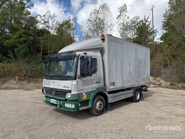 2008 Mercedes-Benz Atego 918 4x2 Camion Atelier Service Truck - شاحنة صندوقية: صورة 1 2008 Mercedes-Benz Atego 918 4x2 Camion Atelier Service Truck - شاحنة صندوقية: صورة 1