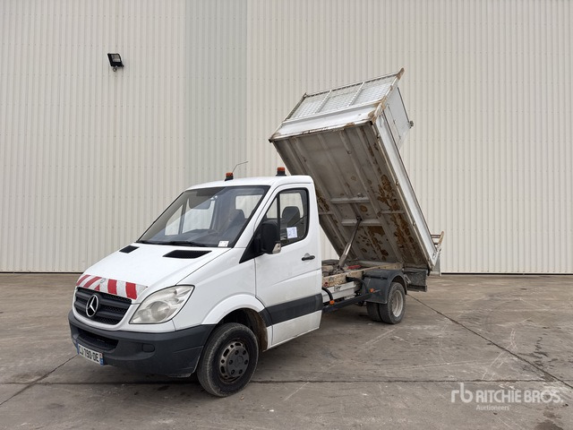 2012 Mercedes-Benz Sprinter 516 CDI 4x2 Camion Benne Dump Truck: Light Duty - شاحنة قلاب: صورة 2 2012 Mercedes-Benz Sprinter 516 CDI 4x2 Camion Benne Dump Truck: Light Duty - شاحنة قلاب: صورة 2