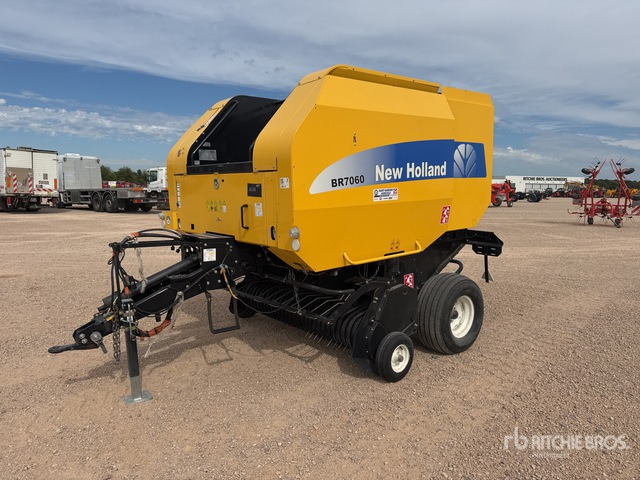 2013 New Holland BR7060 Presse A Balles Rondes Round Baler - آلة بالات دائرية: صورة 1 2013 New Holland BR7060 Presse A Balles Rondes Round Baler - آلة بالات دائرية: صورة 1