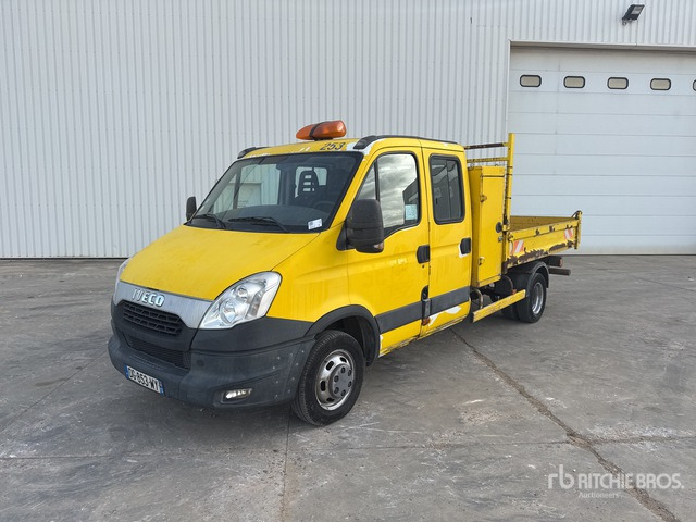 2014 Iveco 4x2 Camion Benne S/A Dump Truck - قلاب صغير, الشاحنات الصغيرة كابينة مزدوجة: صورة 1 2014 Iveco 4x2 Camion Benne S/A Dump Truck - قلاب صغير, الشاحنات الصغيرة كابينة مزدوجة: صورة 1