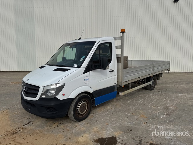 2014 Mercedes-Benz Sprinter 4x2 Camion Plateau Flatbed Truck - شاحنة توصيل مفتوحة: صورة 1 2014 Mercedes-Benz Sprinter 4x2 Camion Plateau Flatbed Truck - شاحنة توصيل مفتوحة: صورة 1