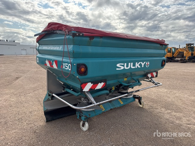 2014 Sulky X50WPB 44 m 3-Point 4000 L Epandeur A ... Fertilizer Spreader - آلة نشر السماد: صورة 4 2014 Sulky X50WPB 44 m 3-Point 4000 L Epandeur A ... Fertilizer Spreader - آلة نشر السماد: صورة 4