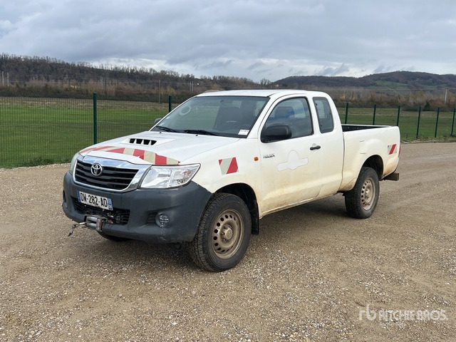 2015 Toyota Hilux 4x4 Extended Cab 4x4 Pickup - شاحنة البيك أب: صورة 1 2015 Toyota Hilux 4x4 Extended Cab 4x4 Pickup - شاحنة البيك أب: صورة 1