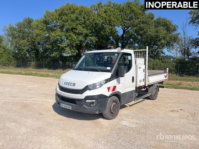 2017 Iveco Daily 35-120 Camion Benne (Inoperable) Dump Truck: Light Duty - قلاب صغير: صورة 2 2017 Iveco Daily 35-120 Camion Benne (Inoperable) Dump Truck: Light Duty - قلاب صغير: صورة 2
