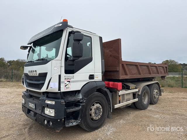 2017 Iveco Stralis 330 6x2 Camion Amplirol Roll-Off Truck - شاحنة برافعة خطافية: صورة 1 2017 Iveco Stralis 330 6x2 Camion Amplirol Roll-Off Truck - شاحنة برافعة خطافية: صورة 1