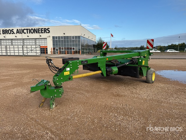 2017 John Deere 1365 3000 mm Trailed Faucheuse Condi ... Mower Conditioner - جزازة العشب: صورة 2 2017 John Deere 1365 3000 mm Trailed Faucheuse Condi ... Mower Conditioner - جزازة العشب: صورة 2