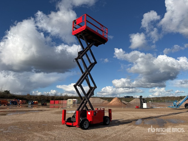 2017 Manitou 100SC-2 4x4 Diesel Nacelle Ciseau Scissor Lift - مرفاع مقصي: صورة 2 2017 Manitou 100SC-2 4x4 Diesel Nacelle Ciseau Scissor Lift - مرفاع مقصي: صورة 2