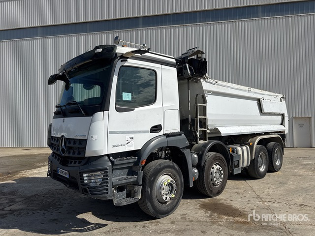 2021 Mercedes-Benz Arocs 3243 Camion Benne 8x4 Tri/A Dump Truck - شاحنة قلاب: صورة 2 2021 Mercedes-Benz Arocs 3243 Camion Benne 8x4 Tri/A Dump Truck - شاحنة قلاب: صورة 2
