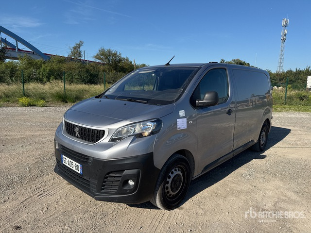 2021 Peugeot Expert Vehicule Utilitaire Cargo Van - فان, الشاحنات الصغيرة كابينة مزدوجة: صورة 2 2021 Peugeot Expert Vehicule Utilitaire Cargo Van - فان, الشاحنات الصغيرة كابينة مزدوجة: صورة 2
