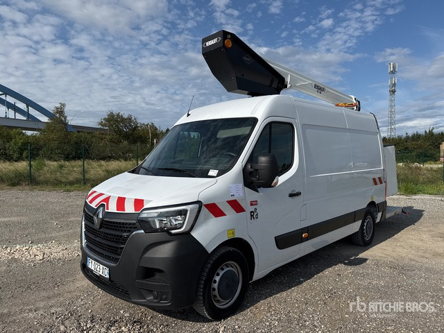 2021 Renault Master 145 DXI 2021 Versalift VTL 135 13 m on ... Bucket Truck - منصة محمولة مثبتة على الشاحنة: صورة 2 2021 Renault Master 145 DXI 2021 Versalift VTL 135 13 m on ... Bucket Truck - منصة محمولة مثبتة على الشاحنة: صورة 2
