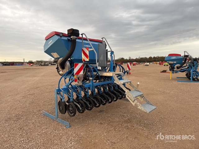 2023 Lemken Solitair 9+/300 3 m 3-Point Semoir Porte Arriere 3m Air Seeder - آلة البذر: صورة 4 2023 Lemken Solitair 9+/300 3 m 3-Point Semoir Porte Arriere 3m Air Seeder - آلة البذر: صورة 4