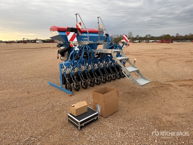 2024 Lemken Solitair 9+/300 3 m 3-Point Semoir Porte Arrier ... Air Seeder - آلة البذر: صورة 3 2024 Lemken Solitair 9+/300 3 m 3-Point Semoir Porte Arrier ... Air Seeder - آلة البذر: صورة 3