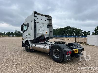 IVECO STRALIS 460 NP 4x2 Tracteur Routier Avec Couchette - مقطورة السحب: صورة 2 IVECO STRALIS 460 NP 4x2 Tracteur Routier Avec Couchette - مقطورة السحب: صورة 2