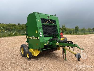 JOHN DEERE 580 Presse A Balles Rondes - آلة بالات دائرية: صورة 4 JOHN DEERE 580 Presse A Balles Rondes - آلة بالات دائرية: صورة 4