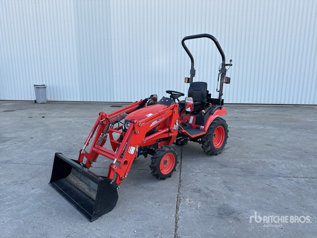 Kioti CS2220 Tracteur agricole utilitaire - جرار صغير: صورة 1 Kioti CS2220 Tracteur agricole utilitaire - جرار صغير: صورة 1