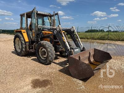 RENAULT 9034 Tracteur Agricole (Inoperable) - جرار: صورة 4 RENAULT 9034 Tracteur Agricole (Inoperable) - جرار: صورة 4