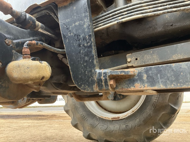 2005 Massey Ferguson 6480 Massey Ferguson 4WD Tractor 4WD Tractor - جرار: صورة 5 2005 Massey Ferguson 6480 Massey Ferguson 4WD Tractor 4WD Tractor - جرار: صورة 5