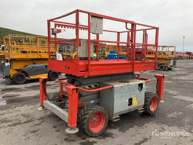 2007 Skyjack SJ6832RT 4x4 Diesel Scissor Lift - مرفاع مقصي: صورة 4 2007 Skyjack SJ6832RT 4x4 Diesel Scissor Lift - مرفاع مقصي: صورة 4