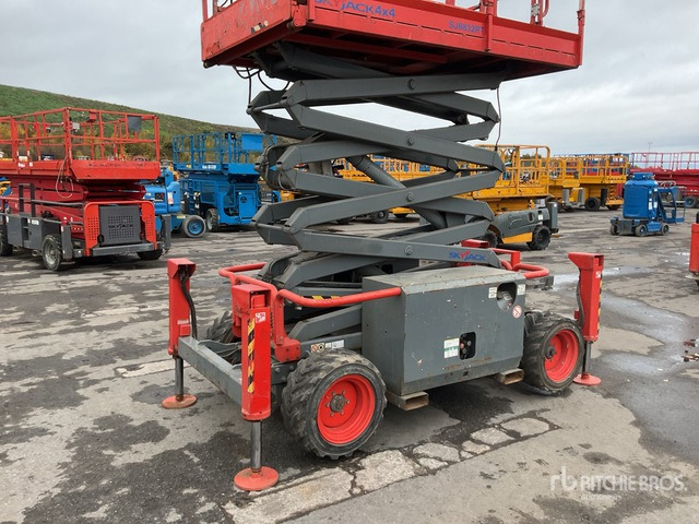 2008 Skyjack SJ6832RT 4x4 Diesel Scissor Lift - مرفاع مقصي: صورة 5 2008 Skyjack SJ6832RT 4x4 Diesel Scissor Lift - مرفاع مقصي: صورة 5