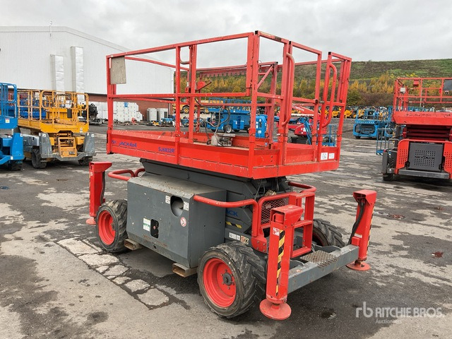 2008 Skyjack SJ6832RT 4x4 Diesel Scissor Lift - مرفاع مقصي: صورة 4 2008 Skyjack SJ6832RT 4x4 Diesel Scissor Lift - مرفاع مقصي: صورة 4
