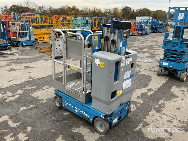 2014 Genie QS15 Vertical Mast Lift - مرفاع بصاري عمودي: صورة 3 2014 Genie QS15 Vertical Mast Lift - مرفاع بصاري عمودي: صورة 3