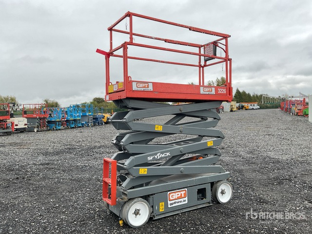 2015 Skyjack SJ 3226 2015 Skyjack SJ3226 Scissor Lift Scissor Lift - مرفاع مقصي: صورة 4 2015 Skyjack SJ 3226 2015 Skyjack SJ3226 Scissor Lift Scissor Lift - مرفاع مقصي: صورة 4