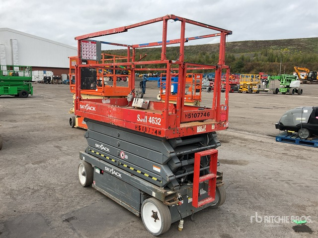 2015 Skyjack SJIII4632 2015 Skyjack SJLLL4632 Scissor Lift Scissor Lift - مرفاع مقصي: صورة 4 2015 Skyjack SJIII4632 2015 Skyjack SJLLL4632 Scissor Lift Scissor Lift - مرفاع مقصي: صورة 4