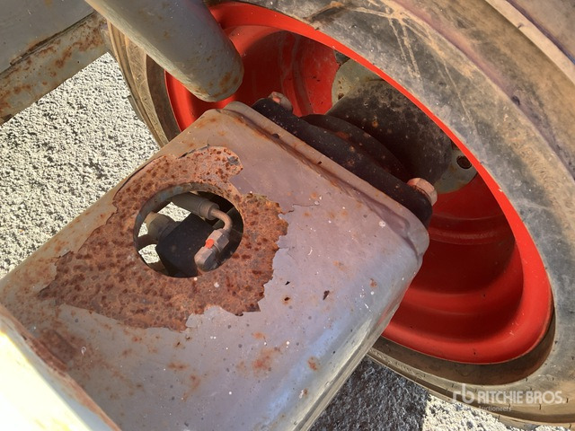 2016 Skyjack SJ5832 4x4 Diesel Scissor Lift - مرفاع مقصي: صورة 5 2016 Skyjack SJ5832 4x4 Diesel Scissor Lift - مرفاع مقصي: صورة 5