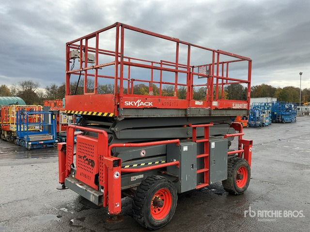 2016 Skyjack SJ8841 4x4 Diesel (Inoperable) Scissor Lift - مرفاع مقصي: صورة 2 2016 Skyjack SJ8841 4x4 Diesel (Inoperable) Scissor Lift - مرفاع مقصي: صورة 2