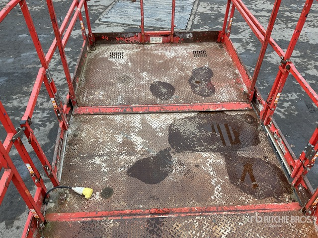 2016 Skyjack SJ8841A 4x4 Diesel Scissor Lift - مرفاع مقصي: صورة 5 2016 Skyjack SJ8841A 4x4 Diesel Scissor Lift - مرفاع مقصي: صورة 5