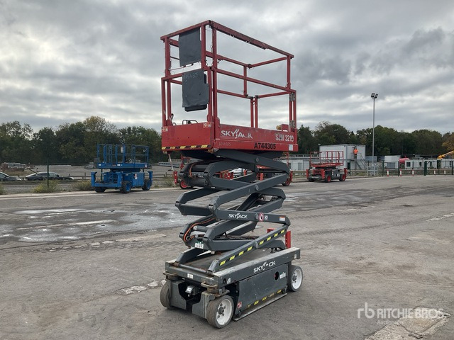 2016 Skyjack SJIII3219 Scissor Lift Scissor Lift - مرفاع مقصي: صورة 2 2016 Skyjack SJIII3219 Scissor Lift Scissor Lift - مرفاع مقصي: صورة 2