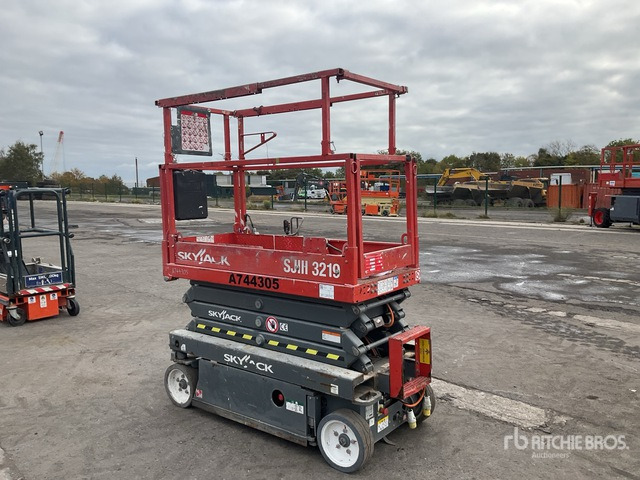 2016 Skyjack SJIII3219 Scissor Lift Scissor Lift - مرفاع مقصي: صورة 3 2016 Skyjack SJIII3219 Scissor Lift Scissor Lift - مرفاع مقصي: صورة 3