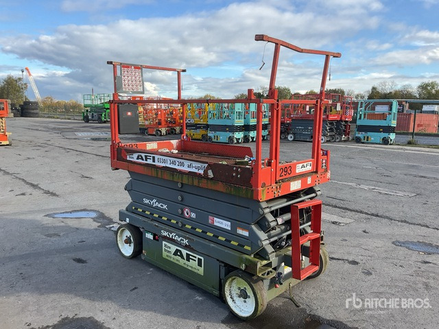 2016 Skyjack SJIII4626 Electric (Inoperable) Scissor Lift - مرفاع مقصي: صورة 4 2016 Skyjack SJIII4626 Electric (Inoperable) Scissor Lift - مرفاع مقصي: صورة 4